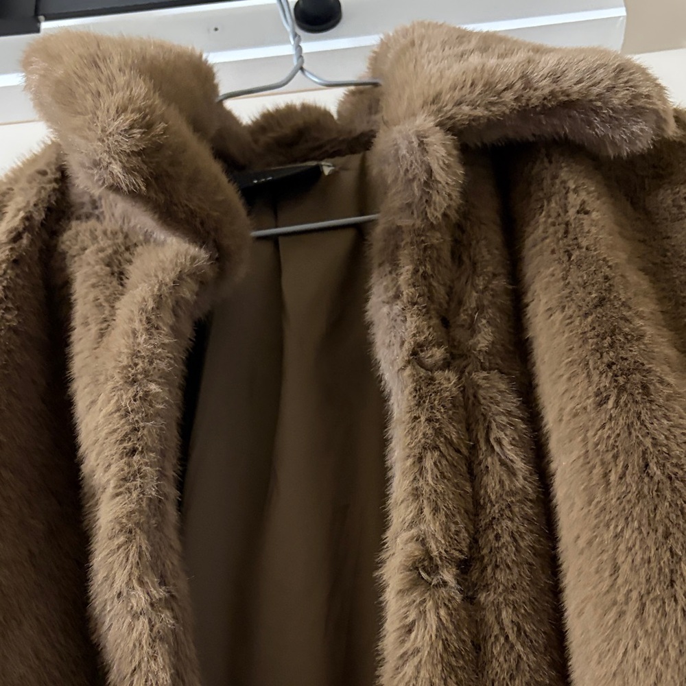 Vici Brown Faux Fur Vest - Picture 2 of 5